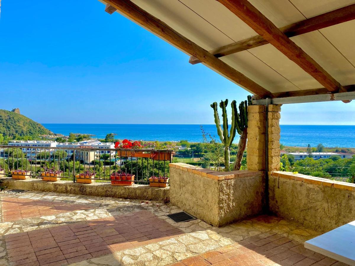 Villa Lo Scoglio Ашеа Экстерьер фото