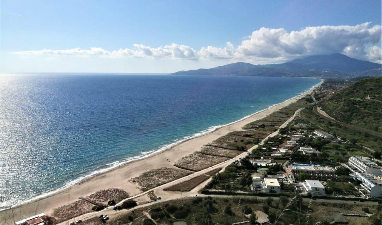Villa Lo Scoglio Ашеа Экстерьер фото