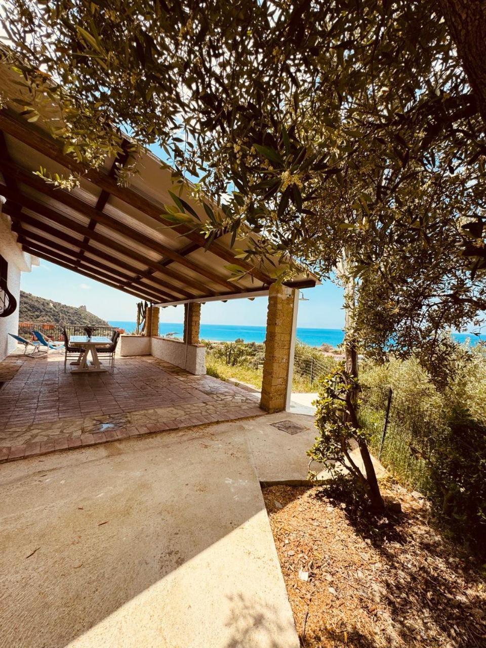 Villa Lo Scoglio Ашеа Экстерьер фото